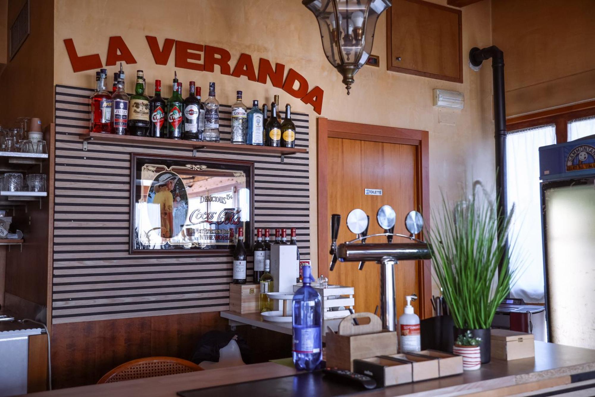 מסטרה Hotel Villa Sara מראה חיצוני תמונה