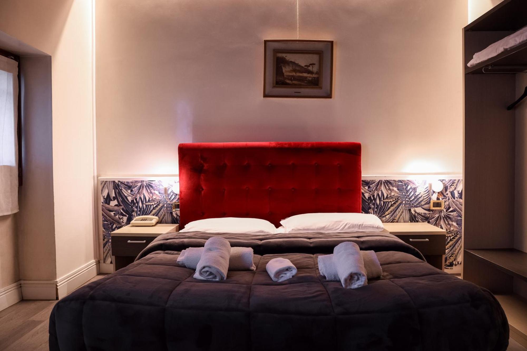 מסטרה Hotel Villa Sara מראה חיצוני תמונה